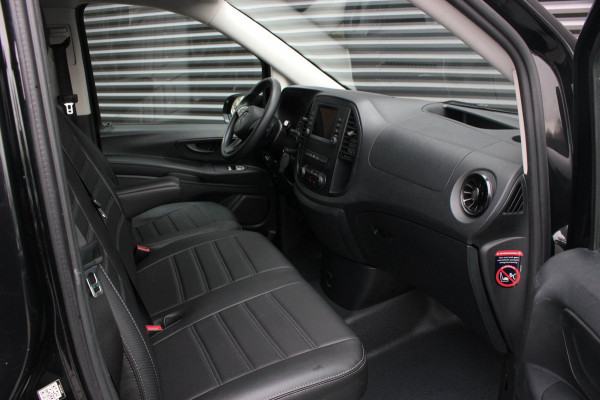 Mercedes-Benz Vito 136PK JB-EDITION FULL BLACK / AMG / SPOILER /VERLAGINGSVEREN / NAVIGATIE / SIDE-BARS / TREKHAAK / CRUISECRONTOL
