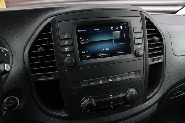 Mercedes-Benz Vito 136PK JB-EDITION FULL BLACK / AMG / SPOILER /VERLAGINGSVEREN / NAVIGATIE / SIDE-BARS / TREKHAAK / CRUISECRONTOL