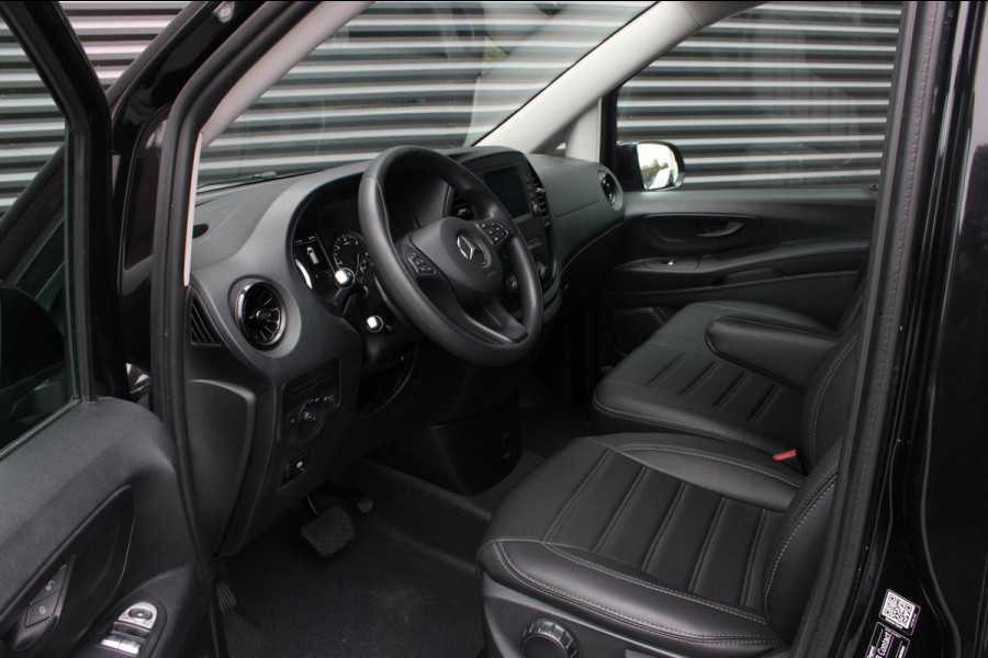 Mercedes-Benz Vito 136PK JB-EDITION FULL BLACK / AMG / SPOILER /VERLAGINGSVEREN / NAVIGATIE / SIDE-BARS / TREKHAAK / CRUISECRONTOL