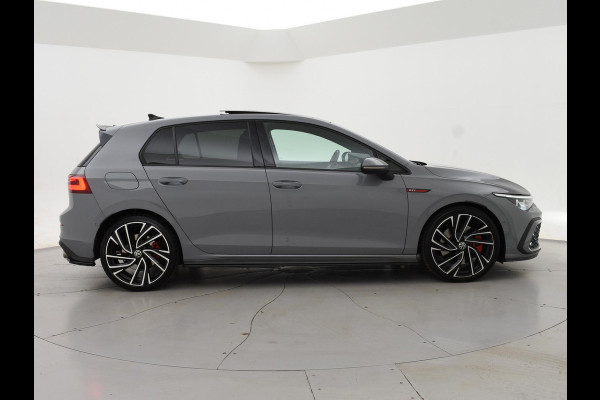 Volkswagen Golf 2.0 TSI GTI 245 PK + PANORAMA | MOONSTONE GREY | SFEERVERL. | CAMERA | ACC | 19 INCH | STUURVERW.
