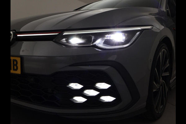Volkswagen Golf 2.0 TSI GTI 245 PK + PANORAMA | MOONSTONE GREY | SFEERVERL. | CAMERA | ACC | 19 INCH | STUURVERW.