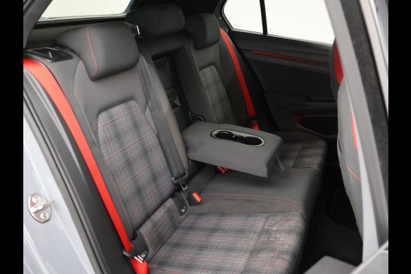Volkswagen Golf 2.0 TSI GTI 245 PK + PANORAMA | MOONSTONE GREY | SFEERVERL. | CAMERA | ACC | 19 INCH | STUURVERW.