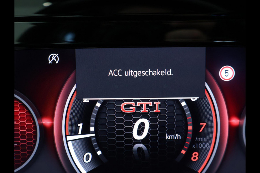 Volkswagen Golf 2.0 TSI GTI 245 PK + PANORAMA | MOONSTONE GREY | SFEERVERL. | CAMERA | ACC | 19 INCH | STUURVERW.