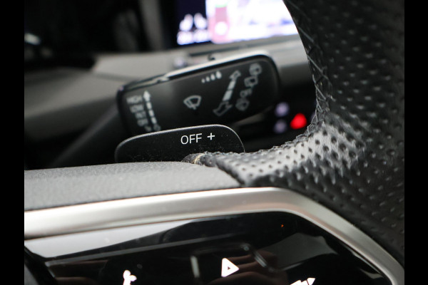 Volkswagen Golf 2.0 TSI GTI 245 PK + PANORAMA | MOONSTONE GREY | SFEERVERL. | CAMERA | ACC | 19 INCH | STUURVERW.