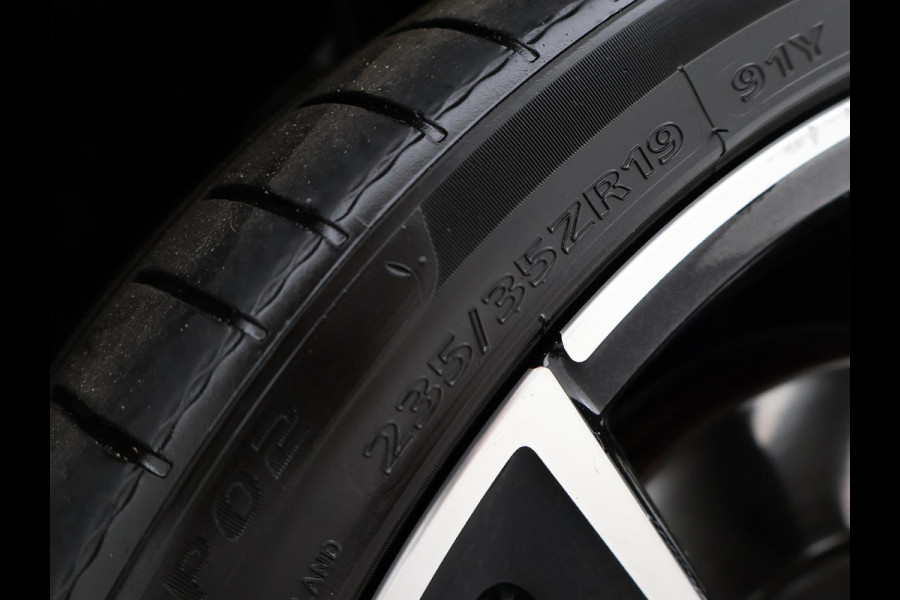 Volkswagen Golf 2.0 TSI GTI 245 PK + PANORAMA | MOONSTONE GREY | SFEERVERL. | CAMERA | ACC | 19 INCH | STUURVERW.