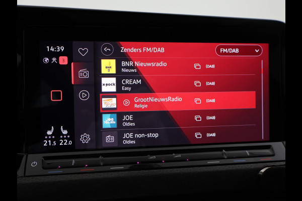 Volkswagen Golf 2.0 TSI GTI 245 PK + PANORAMA | MOONSTONE GREY | SFEERVERL. | CAMERA | ACC | 19 INCH | STUURVERW.