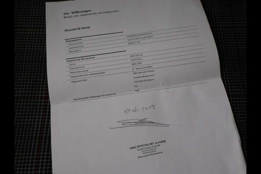 Volkswagen Golf 2.0 TSI GTI 245 PK + PANORAMA | MOONSTONE GREY | SFEERVERL. | CAMERA | ACC | 19 INCH | STUURVERW.