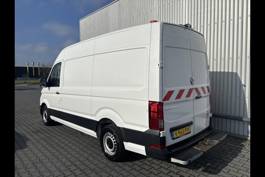 Volkswagen Crafter 35 2.0 TDI L3H3*A/C*CRUISE*HAAK*CAM*TEL*3000KG TRG