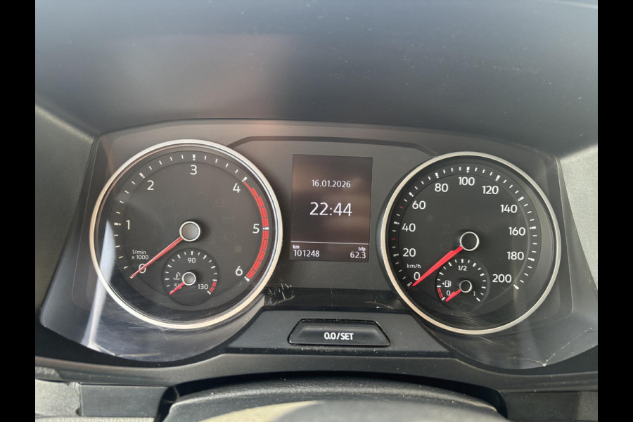 Volkswagen Crafter 35 2.0 TDI L3H3*A/C*CRUISE*HAAK*CAM*TEL*3000KG TRG