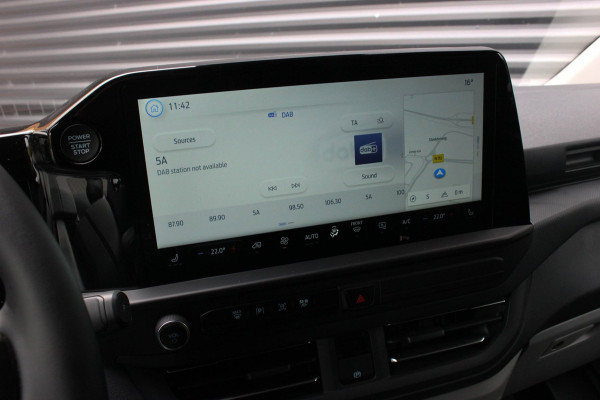 Ford Transit Custom 2.0 TDCI L2H1 170PK Limited DC / DUBBEL CABINE / JB-EDITION / DRIVER ASSISTANCE PACK / 5- ZITS /MY2024/ CAMERA