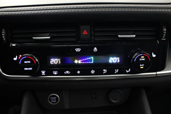 Nissan QASHQAI 1.3 MHEV Xtronic N-Connecta |Pano|Stoel/Stuur verw.|