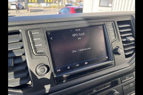 Volkswagen Crafter 35 2.0 TDI L3H3*A/C*CRUISE*NAV*HAAK*CAMERA*3500KG*