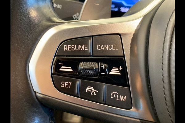 BMW 3 Serie Touring 330e M-SPORT (LCi) ** LED, NAVI+, HuD, ACC, H&K SOUND, 19-inch LMV, M-REMMEN ** 1e EIG - UNFALLFREI ** ** INFORMEER OOK NAAR ONZE AANTREKKELIJKE FINANCIAL-LEASE TARIEVEN **