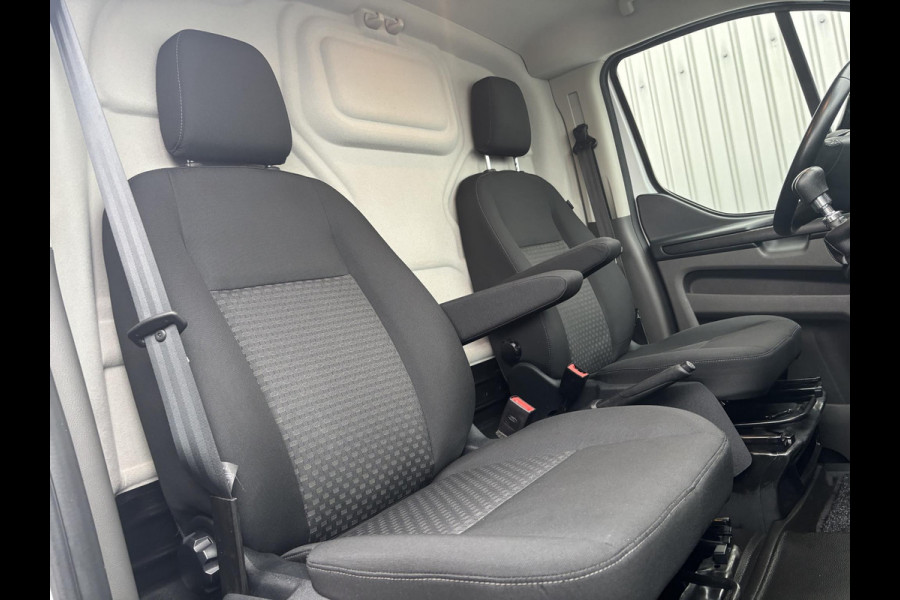 Ford Transit Custom 2.0 L2H1*A/C*CRUISE*NAV*CAMERA*STOELVERW*TEL*HAAK*