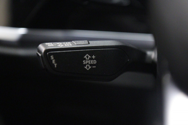 Audi RSQ3 Sportback TFSI RS Pano/B&O/Camera/Carplay/RSStoelen/BOMVOL