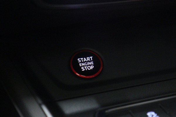 Audi RSQ3 Sportback TFSI RS Pano/B&O/Camera/Carplay/RSStoelen/BOMVOL