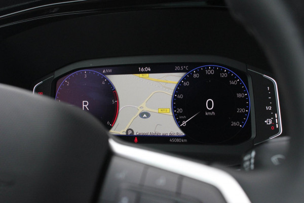 Volkswagen Transporter 2.0 TDI L2H1 150PK BULLI DC DUBBEL CABINE / LEIGHTONVANS BODYKIT / FULL OPTINS / LEDER / FULL BLACK / APPLE