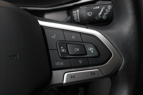 Volkswagen Transporter 2.0 TDI L2H1 150PK BULLI DC DUBBEL CABINE / LEIGHTONVANS BODYKIT / FULL OPTINS / LEDER / FULL BLACK / APPLE