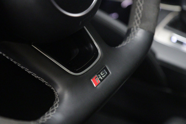 Audi A3 Limousine 2.5 TFSI RS 3 quattro PANO/B&O/RS Sportuitlaat/PERFORMANCE/Carplay/VOL