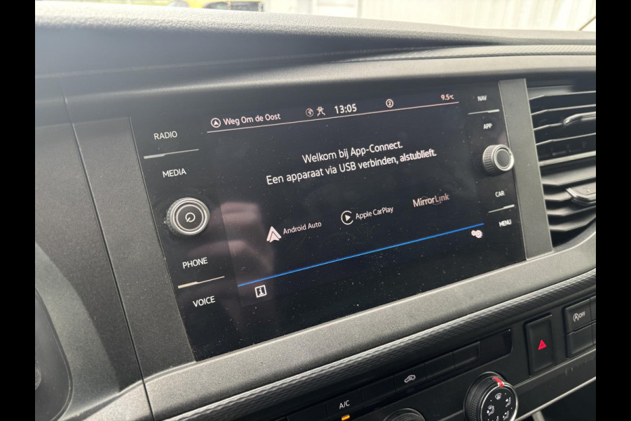 Volkswagen Transporter 2.0 TDI L1H1*AUTOM.*CARPLAY*A/C*CRUISE*NAVI*HAAK*