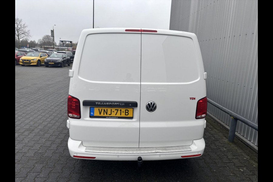 Volkswagen Transporter 2.0 TDI L1H1*AUTOM.*CARPLAY*A/C*CRUISE*NAVI*HAAK*