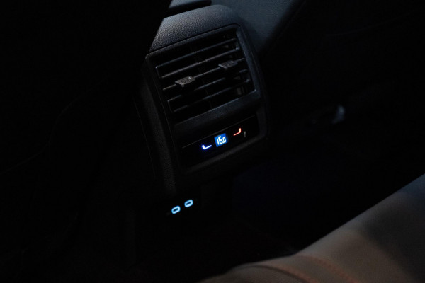 Volkswagen Golf 2.0 TSI GTI Clubsport PANO|HARMAN|HUD|IQ