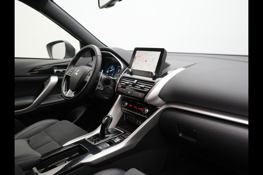 Mitsubishi Eclipse Cross 2.4 Intense+ PHEV 188pk Dealer O.H. | Trekhaak Afn. | Adaptive Cruise | 360 Camera | Alcantara Sportstoelen & Stuur Verwarmd | Navigatie Via TomTom | Keyless | Blis | Apple Carplay | DAB | Plug In Hybr