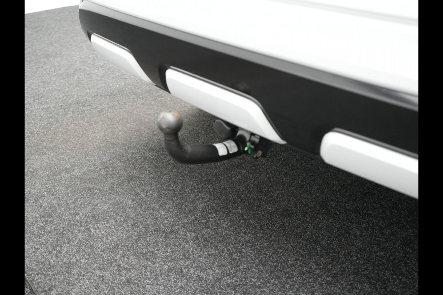 Mitsubishi Eclipse Cross 2.4 Intense+ PHEV 188pk Dealer O.H. | Trekhaak Afn. | Adaptive Cruise | 360 Camera | Alcantara Sportstoelen & Stuur Verwarmd | Navigatie Via TomTom | Keyless | Blis | Apple Carplay | DAB | Plug In Hybr