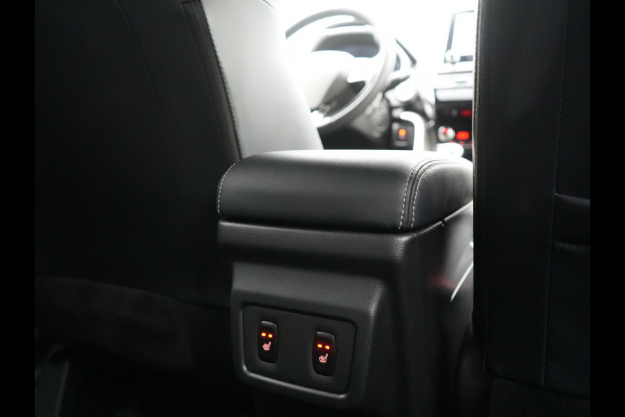 Mitsubishi Eclipse Cross 2.4 Intense+ PHEV 188pk Dealer O.H. | Trekhaak Afn. | Adaptive Cruise | 360 Camera | Alcantara Sportstoelen & Stuur Verwarmd | Navigatie Via TomTom | Keyless | Blis | Apple Carplay | DAB | Plug In Hybr
