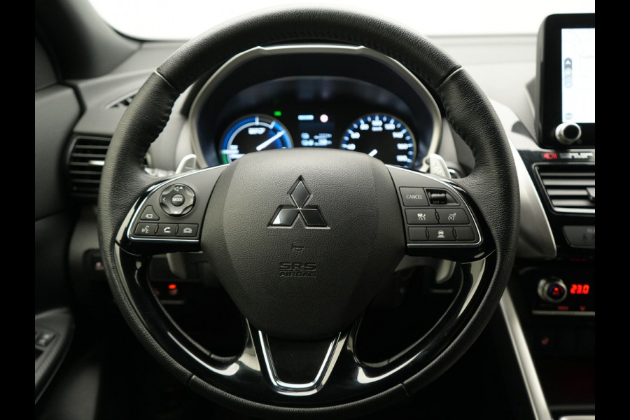 Mitsubishi Eclipse Cross 2.4 Intense+ PHEV 188pk Dealer O.H. | Trekhaak Afn. | Adaptive Cruise | 360 Camera | Alcantara Sportstoelen & Stuur Verwarmd | Navigatie Via TomTom | Keyless | Blis | Apple Carplay | DAB | Plug In Hybr