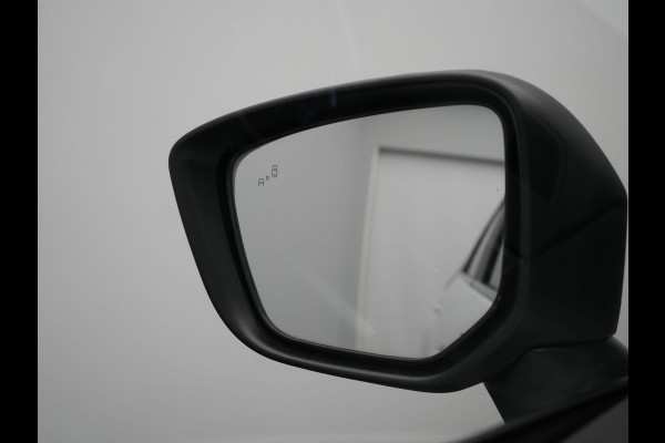 Mitsubishi Eclipse Cross 2.4 Intense+ PHEV 188pk Dealer O.H. | Trekhaak Afn. | Adaptive Cruise | 360 Camera | Alcantara Sportstoelen & Stuur Verwarmd | Navigatie Via TomTom | Keyless | Blis | Apple Carplay | DAB | Plug In Hybr