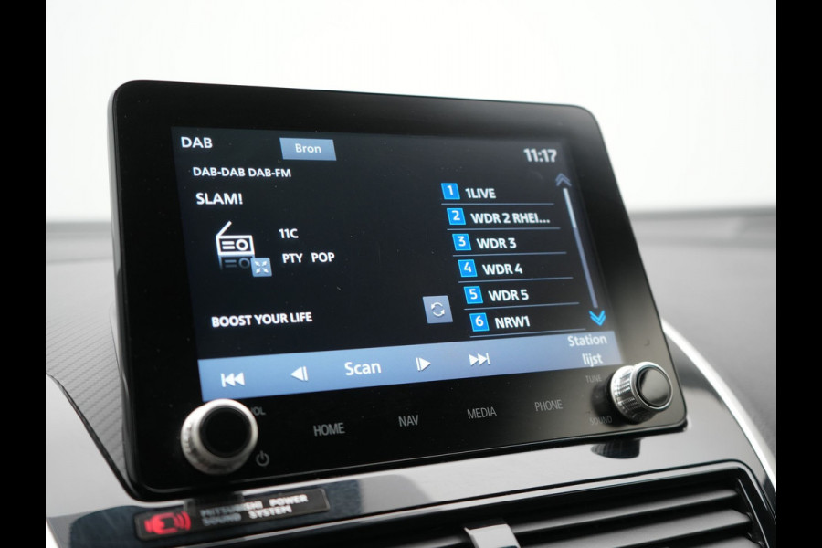 Mitsubishi Eclipse Cross 2.4 Intense+ PHEV 188pk Dealer O.H. | Trekhaak Afn. | Adaptive Cruise | 360 Camera | Alcantara Sportstoelen & Stuur Verwarmd | Navigatie Via TomTom | Keyless | Blis | Apple Carplay | DAB | Plug In Hybr