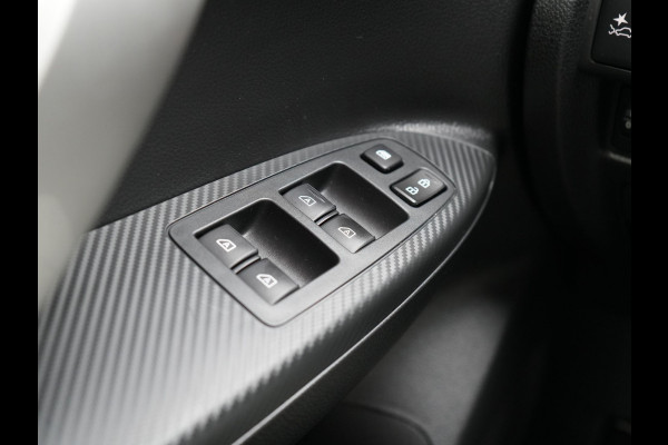 Mitsubishi Eclipse Cross 2.4 Intense+ PHEV 188pk Dealer O.H. | Trekhaak Afn. | Adaptive Cruise | 360 Camera | Alcantara Sportstoelen & Stuur Verwarmd | Navigatie Via TomTom | Keyless | Blis | Apple Carplay | DAB | Plug In Hybr