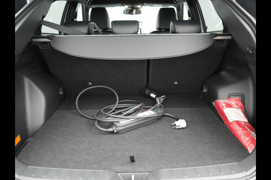 Mitsubishi Eclipse Cross 2.4 Intense+ PHEV 188pk Dealer O.H. | Trekhaak Afn. | Adaptive Cruise | 360 Camera | Alcantara Sportstoelen & Stuur Verwarmd | Navigatie Via TomTom | Keyless | Blis | Apple Carplay | DAB | Plug In Hybr