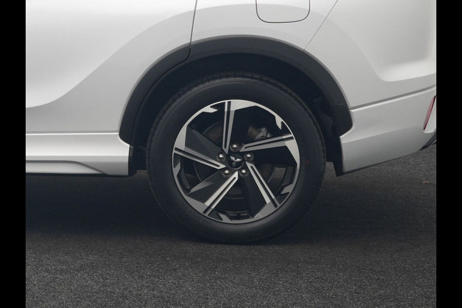 Mitsubishi Eclipse Cross 2.4 Intense+ PHEV 188pk Dealer O.H. | Trekhaak Afn. | Adaptive Cruise | 360 Camera | Alcantara Sportstoelen & Stuur Verwarmd | Navigatie Via TomTom | Keyless | Blis | Apple Carplay | DAB | Plug In Hybr