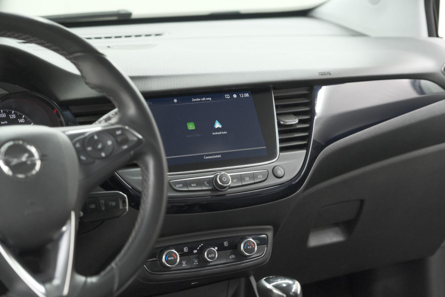 Opel Crossland X 110 Turbo Innovation | Trekhaak | Allseason | Apple Carplay | Parkeersensoren