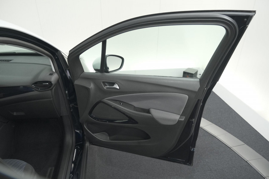 Opel Crossland X 110 Turbo Innovation | Trekhaak | Allseason | Apple Carplay | Parkeersensoren