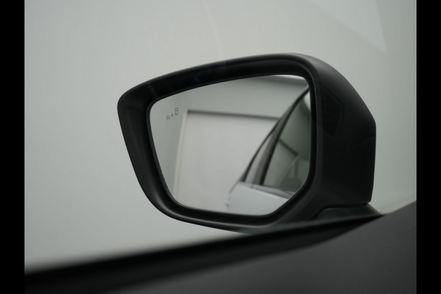 Mitsubishi Eclipse Cross 2.4 Intense+ PHEV 188pk Dealer O.H. | Adaptive Cruise | 360 Camera | Alcantara Sportstoelen & Stuur Verwarmd | Apple Carplay | Navigatie Via TomTom | Keyless | Blis | DAB | Plug In Hybrid