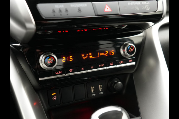 Mitsubishi Eclipse Cross 2.4 Intense+ PHEV 188pk Dealer O.H. | Adaptive Cruise | 360 Camera | Alcantara Sportstoelen & Stuur Verwarmd | Apple Carplay | Navigatie Via TomTom | Keyless | Blis | DAB | Plug In Hybrid