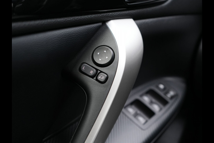 Mitsubishi Eclipse Cross 2.4 Intense+ PHEV 188pk Dealer O.H. | Adaptive Cruise | 360 Camera | Alcantara Sportstoelen & Stuur Verwarmd | Apple Carplay | Navigatie Via TomTom | Keyless | Blis | DAB | Plug In Hybrid