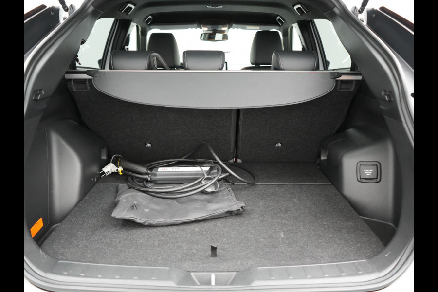 Mitsubishi Eclipse Cross 2.4 Intense+ PHEV 188pk Dealer O.H. | Adaptive Cruise | 360 Camera | Alcantara Sportstoelen & Stuur Verwarmd | Apple Carplay | Navigatie Via TomTom | Keyless | Blis | DAB | Plug In Hybrid