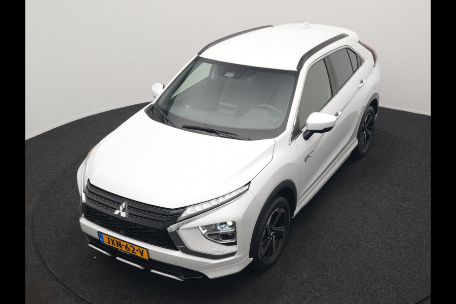 Mitsubishi Eclipse Cross 2.4 Intense+ PHEV 188pk Dealer O.H. | Trekhaak Afn. | Adaptive Cruise | 360 Camera | Alcantara Sportstoelen & Stuur Verwarmd | Keyless | Blis | Navigatie | DAB |  Plug In Hybrid