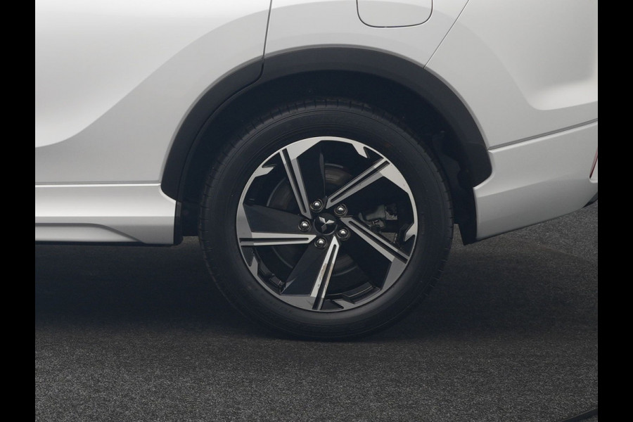 Mitsubishi Eclipse Cross 2.4 Intense+ PHEV 188pk Dealer O.H. | Trekhaak Afn. | Adaptive Cruise | 360 Camera | Alcantara Sportstoelen & Stuur Verwarmd | Keyless | Blis | Navigatie | DAB |  Plug In Hybrid