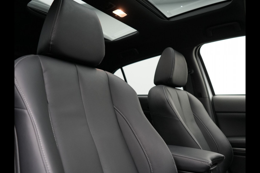 Mitsubishi Eclipse Cross 2.4 Instyle PHEV 188pk Dealer O.H. | Trekhaak Afn. | Panodak | Head Up | Adaptive Cruise | 360 Camera | Lederen Sportstoelen & Stuur Verwarmd | Apple Carplay | Keyless | Blis | Navigatie TomTom | Plug