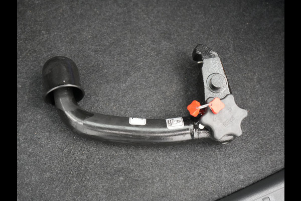 Mitsubishi Eclipse Cross 2.4 Instyle PHEV 188pk Dealer O.H. | Trekhaak Afn. | Panodak | Head Up | Adaptive Cruise | 360 Camera | Lederen Sportstoelen & Stuur Verwarmd | Apple Carplay | Keyless | Blis | Navigatie TomTom | Plug