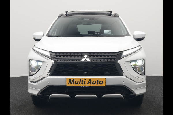 Mitsubishi Eclipse Cross 2.4 Instyle PHEV 188pk Dealer O.H. | Trekhaak Afn. | Panodak | Head Up | Adaptive Cruise | 360 Camera | Lederen Sportstoelen & Stuur Verwarmd | Apple Carplay | Keyless | Blis | Navigatie TomTom | Plug