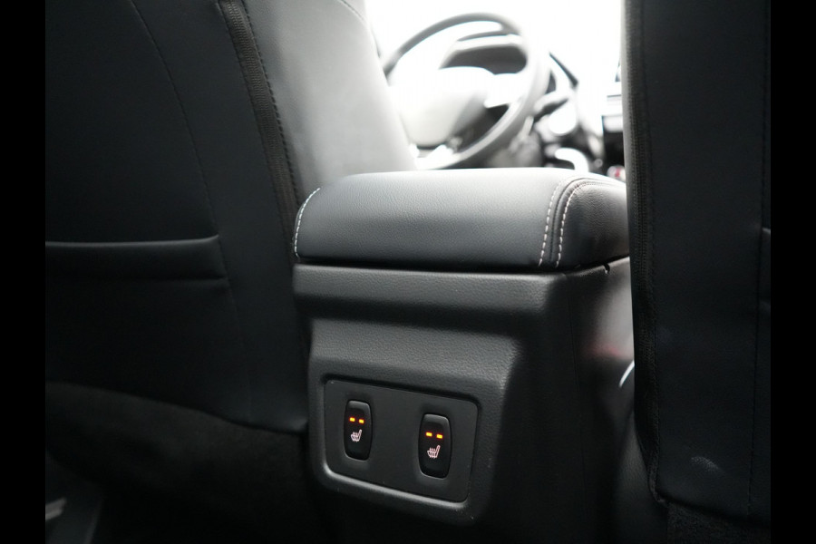 Mitsubishi Eclipse Cross 2.4 Instyle PHEV 188pk Dealer O.H. | Trekhaak Afn. | Panodak | Head Up | Adaptive Cruise | 360 Camera | Lederen Sportstoelen & Stuur Verwarmd | Apple Carplay | Keyless | Blis | Navigatie TomTom | Plug