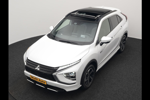 Mitsubishi Eclipse Cross 2.4 Instyle PHEV 188pk Dealer O.H. | Trekhaak Afn. | Panodak | Head Up | Adaptive Cruise | 360 Camera | Lederen Sportstoelen & Stuur Verwarmd | Apple Carplay | Keyless | Blis | Navigatie TomTom | Plug
