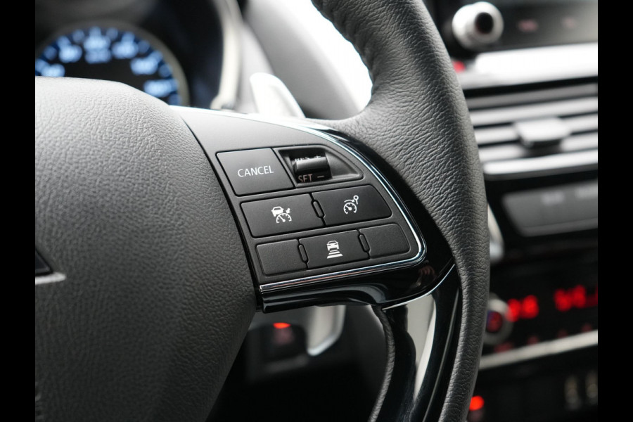 Mitsubishi Eclipse Cross 2.4 Instyle PHEV 188pk Dealer O.H. | Trekhaak Afn. | Panodak | Head Up | Adaptive Cruise | 360 Camera | Lederen Sportstoelen & Stuur Verwarmd | Apple Carplay | Keyless | Blis | Navigatie TomTom | Plug