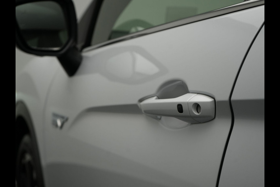 Mitsubishi Eclipse Cross 2.4 Instyle PHEV 188pk Dealer O.H. | Trekhaak Afn. | Panodak | Head Up | Adaptive Cruise | 360 Camera | Lederen Sportstoelen & Stuur Verwarmd | Apple Carplay | Keyless | Blis | Navigatie TomTom | Plug